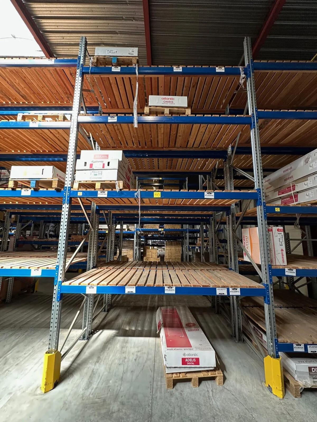 Lot n°136 - : Radiateurs de 500 à 2000 W ( 6 au total )