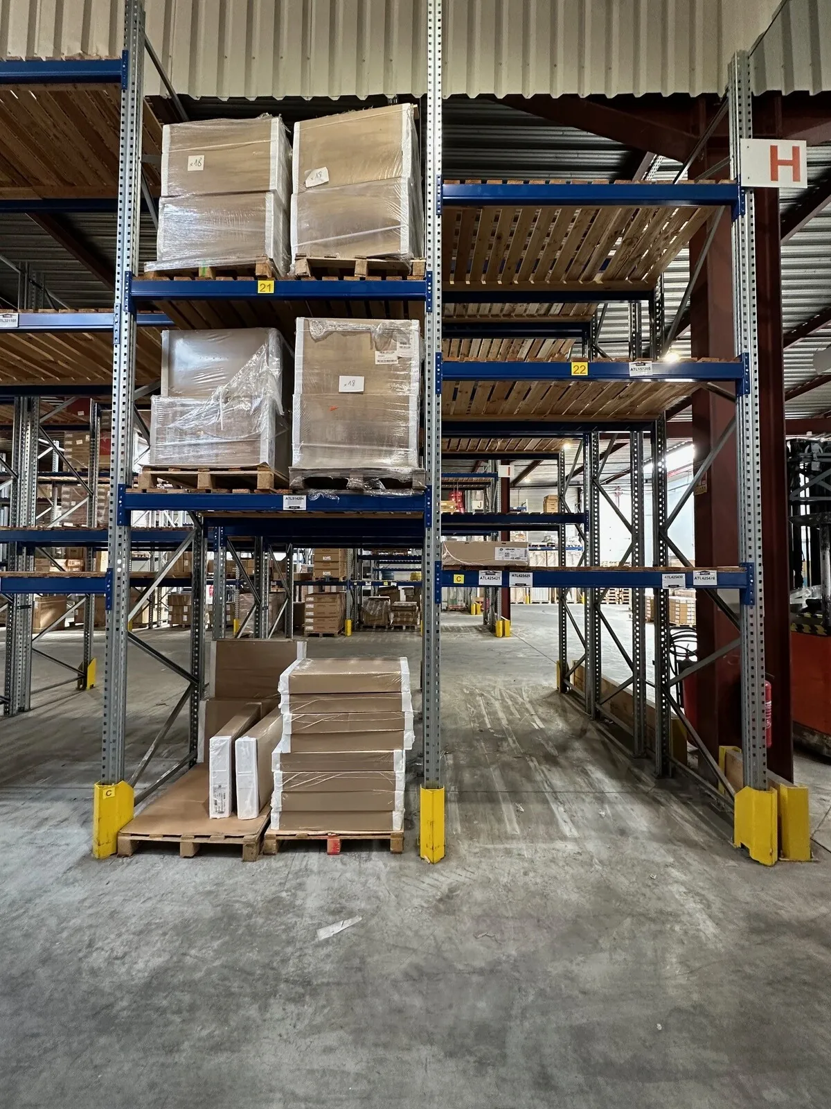Lot n°140 - : Convecteurs 300 / 2000W ( 85 au total )