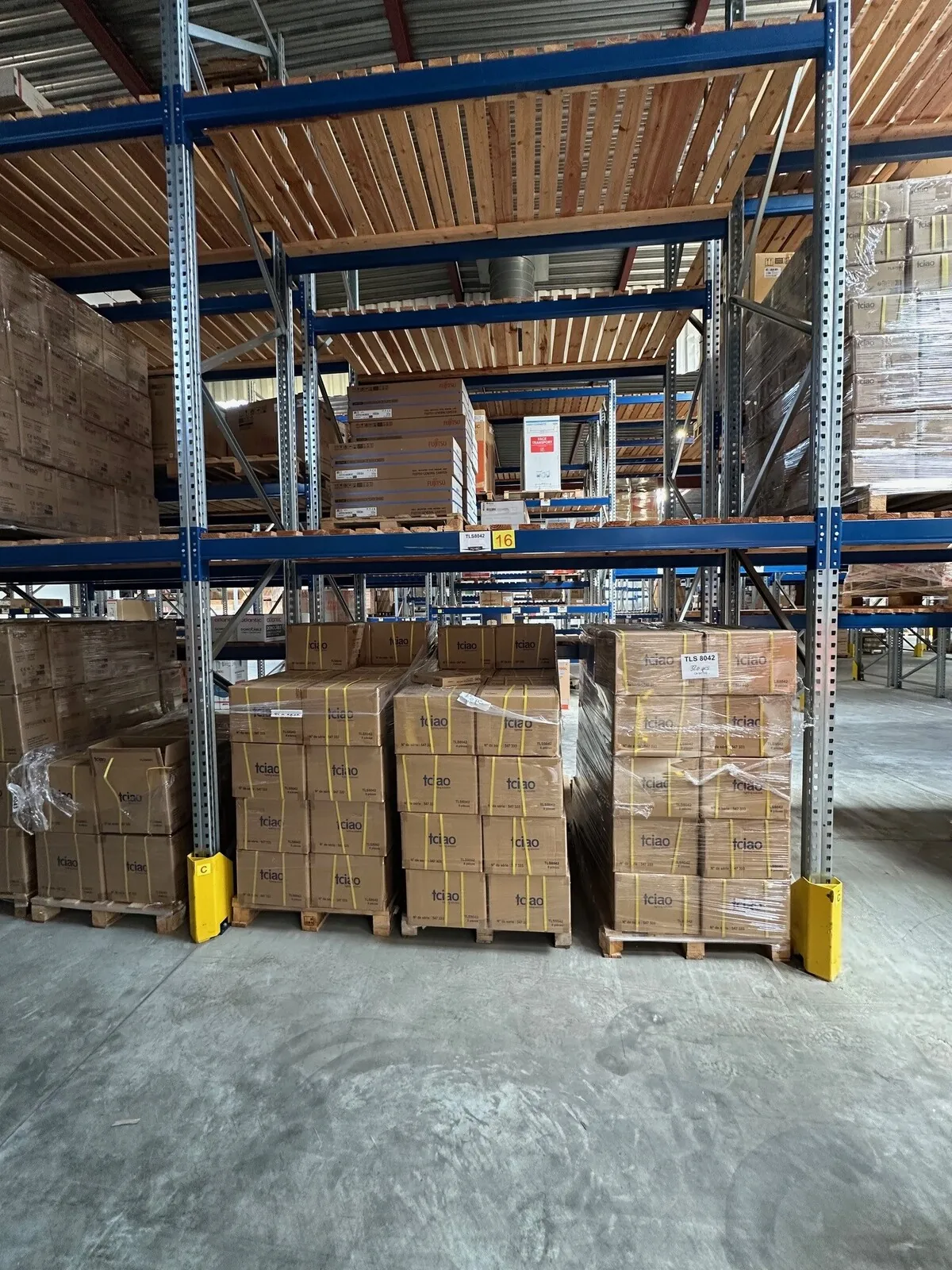 Lot n°155 - : Projecteurs 75 W/100W IP66 ( 873 x )