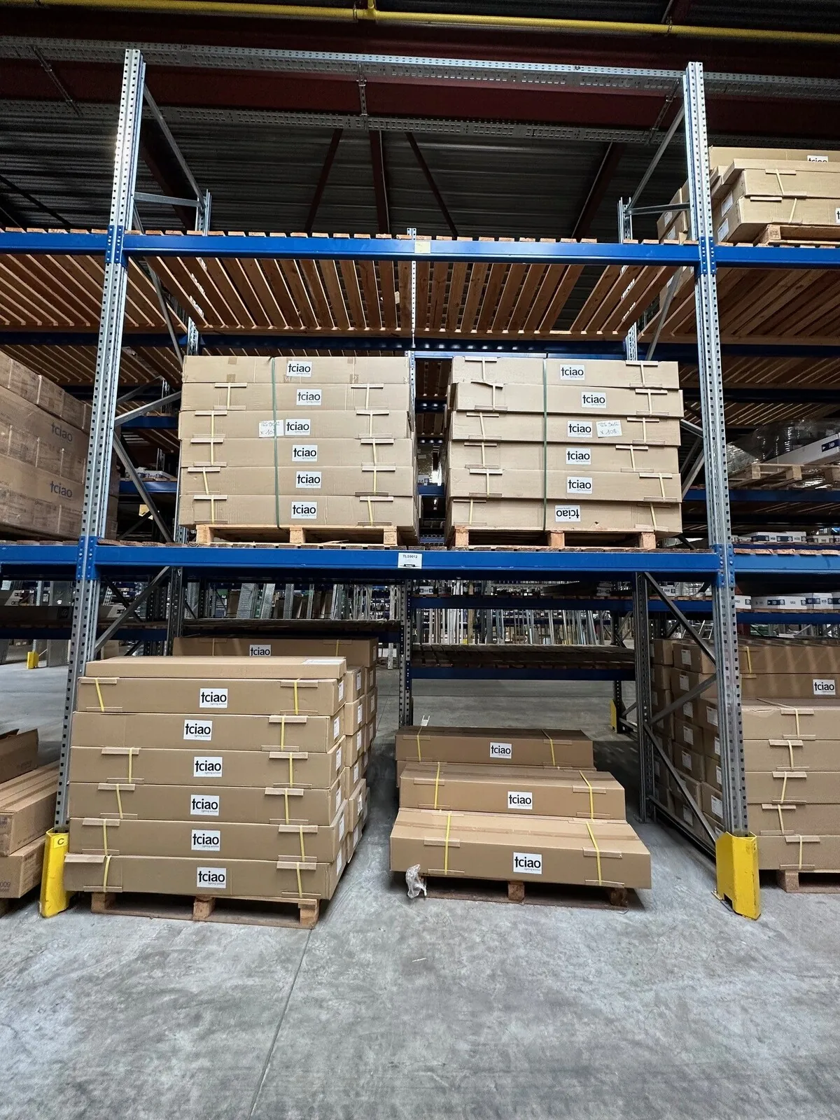 Lot n°177 - : Etanche tubulaire 36 W IP66 ( 369 x )