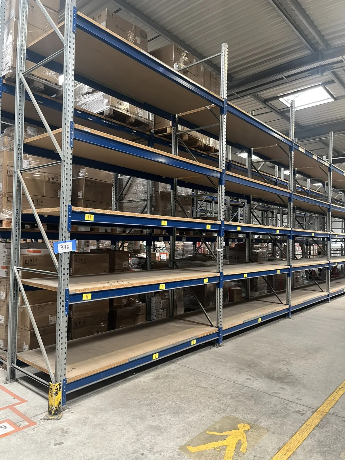Lot n°378 - Rack 48 ML charges lourdes échelles H 3250, lisses 2700