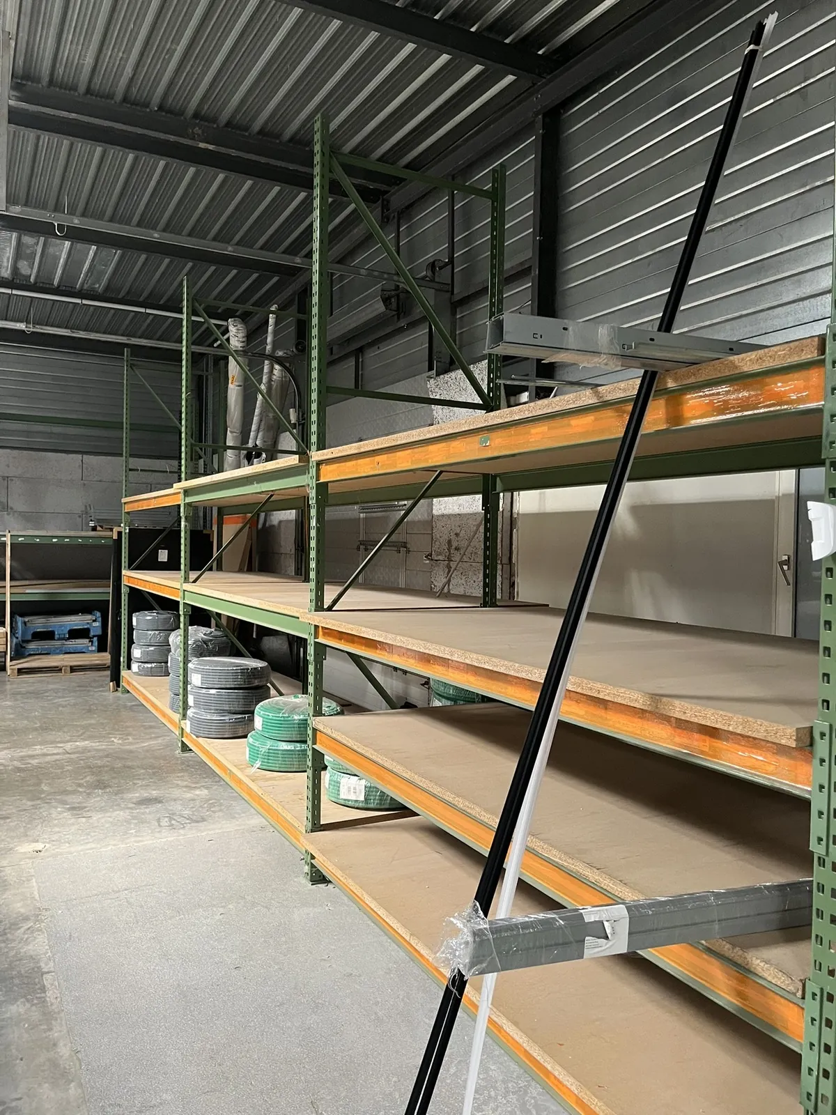 Lot n°51 - Racks de stockage à palettes : 19 échelles et 25 largeurs de 2 m (Site Electis de Belfort, 11 rue Gustave Lang Commissaires de Justice : SELARL Sébastien Rayot 7, bd Richelieu - 90000 Belfort)